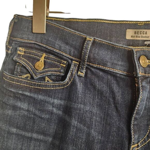 True Religion NWOT Becca Mid Rise Bootcut Flap Pockets Size 29/8 Jeans - Picture 6 of 12